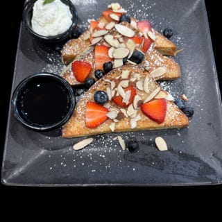 French Toast - Berries
